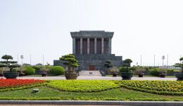 Ho Chi Minh Mausoleum - Place To Visit In Hanoi