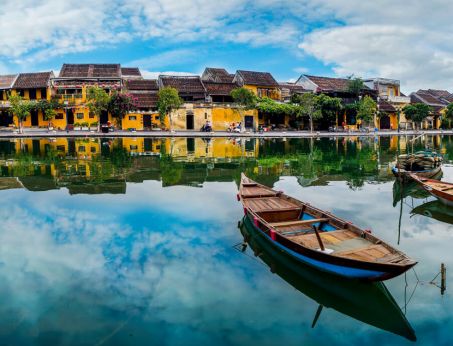 Hoi An Ancient Town - The World Cultural Heritage In Danang